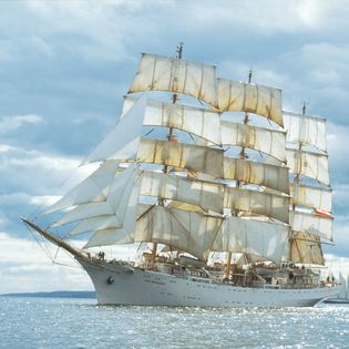 Das Vollschiff Dar Mlodziezy in Bremerhaven