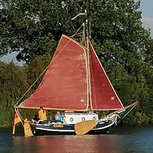 Das Plattbodenschiff "Mien Wicht"