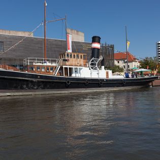 Dampfer Welle an der Kaje