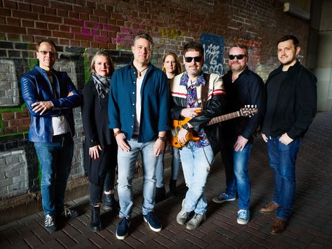 Die Band inToTos