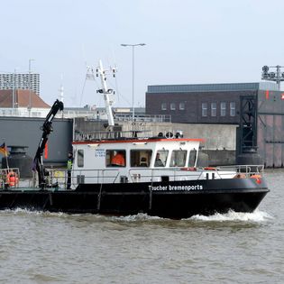 Taucher Bremenports in Fahrt