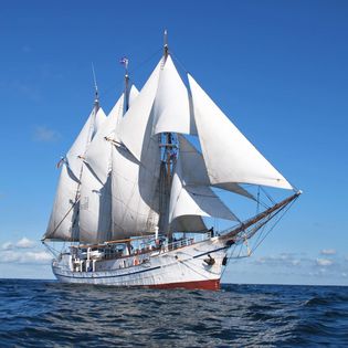 Die Grossherzogin Elisabeth unter Segeln