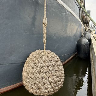 Die "Walvis" im Neuen Hafen