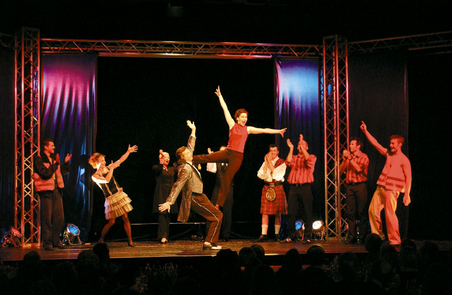 Akrobatikshow in einem Theater