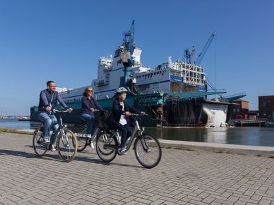 Der Weser-Radweg führt durch Bremerhaven