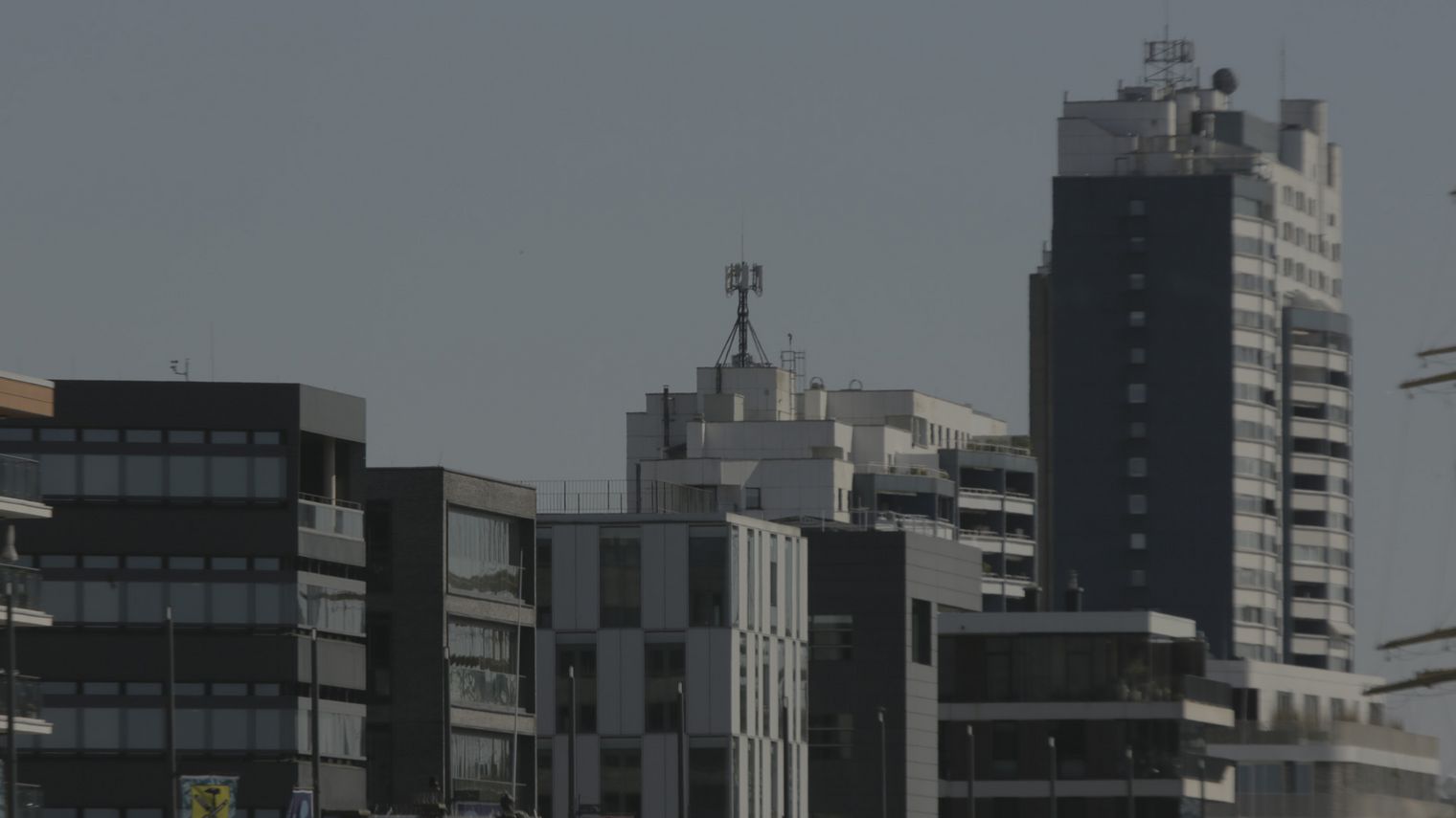 Columbus Shopping Center und andere Häuser in Bremerhaven