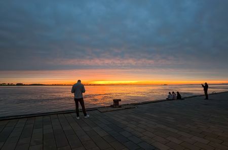 Sonnenuntergang über der Weser