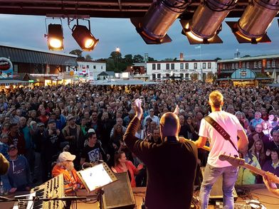 FlloydUnlimited – Pink-Floyd-Hits im Schaufenster Fischereihafen