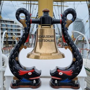 Die Schiffsglocke der Schulschiff Deutschland