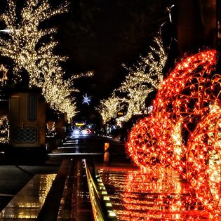 Beleuchtete Fußgängerzone