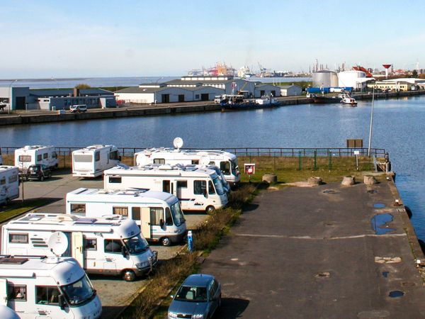 Für Reisemobil-Fans gehört der Stallplatz am Fischkai in Bremerhaven zu den beliebtesten in Deutschland.